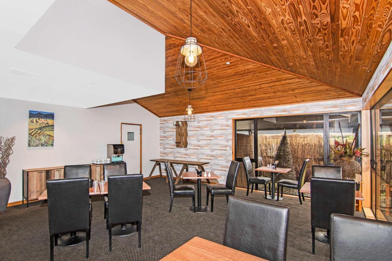 Riverside Hotel Marlborough Blenheim Ngoại thất bức ảnh