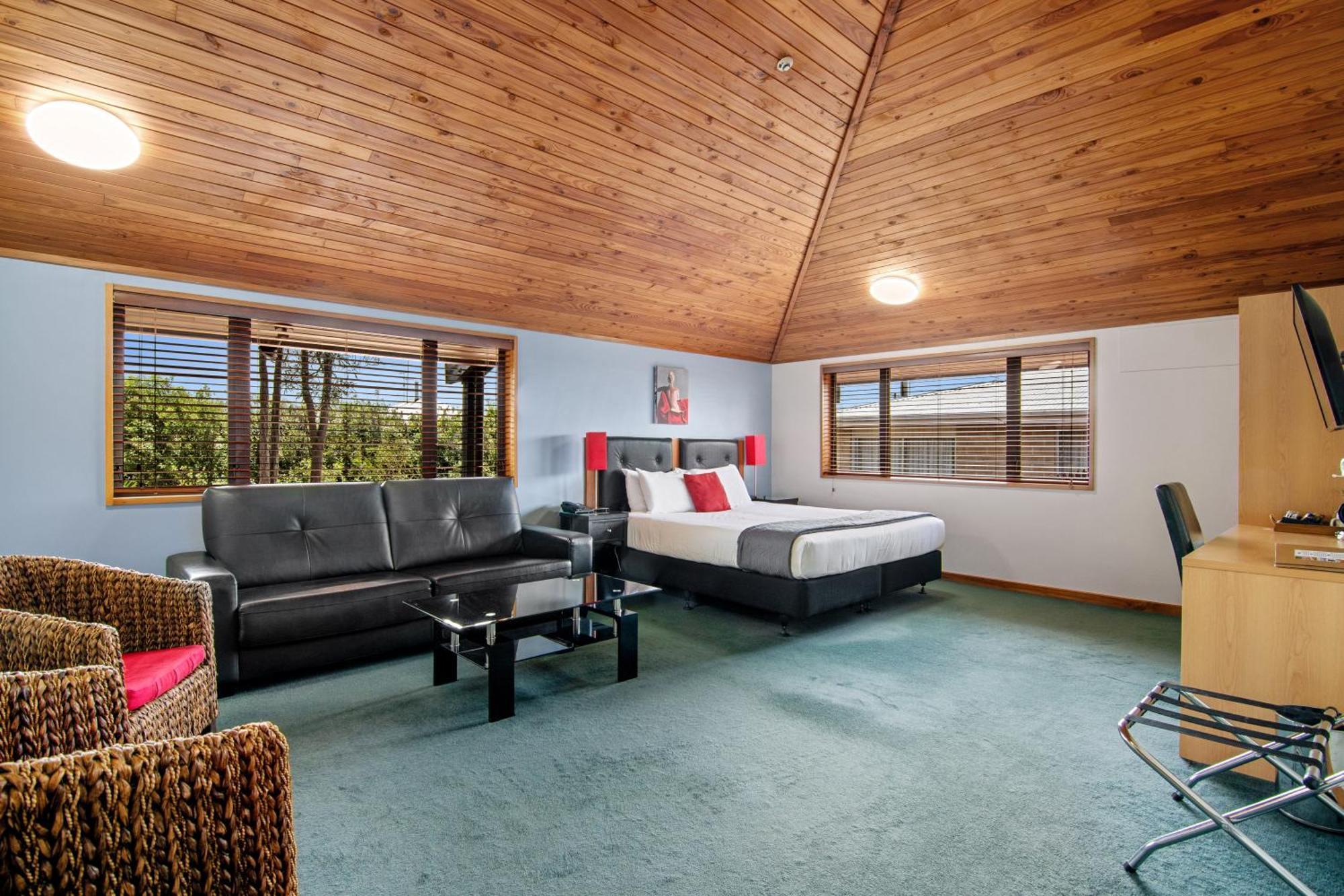 Riverside Hotel Marlborough Blenheim Ngoại thất bức ảnh