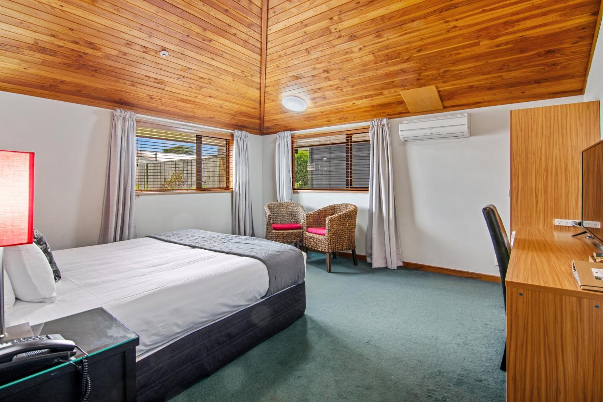 Riverside Hotel Marlborough Blenheim Ngoại thất bức ảnh