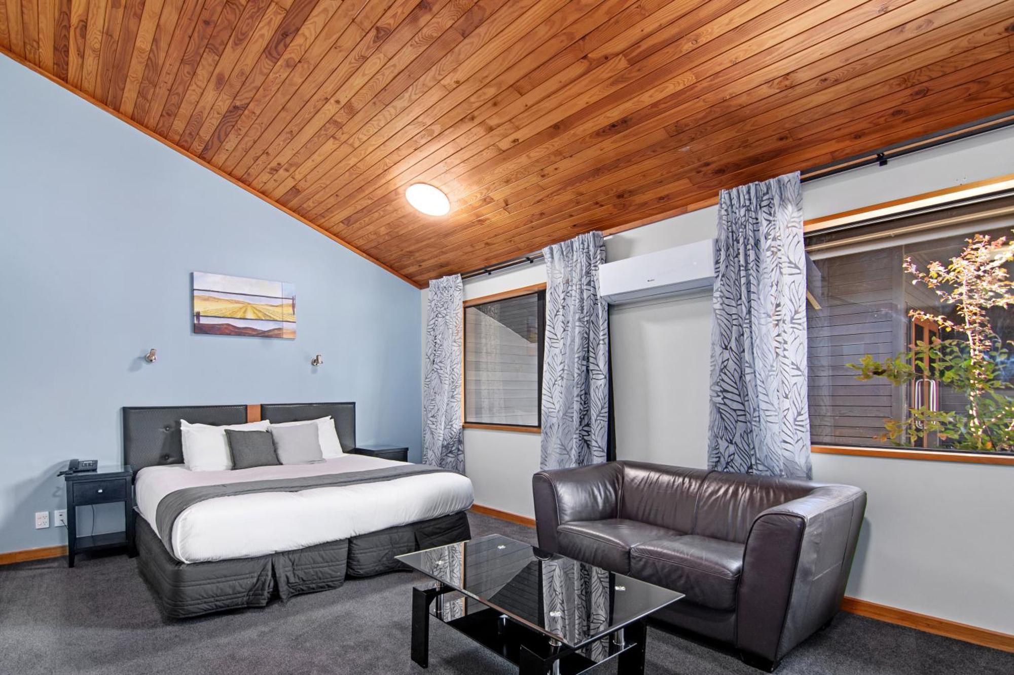 Riverside Hotel Marlborough Blenheim Ngoại thất bức ảnh