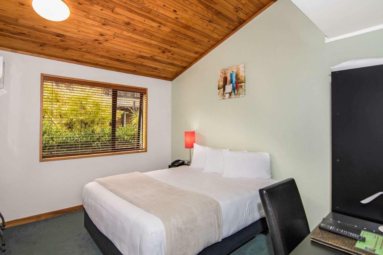 Riverside Hotel Marlborough Blenheim Ngoại thất bức ảnh